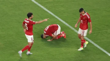 أوروبا تفتح الباب.. عرض خارجي ينهي أزمة رحيل أشرف داري عن الأهلي بمكاسب مالية